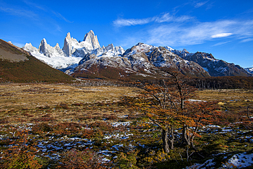 Typical autumnal Patagonian landscape with Mount Fitz Roy, El Chalten, Los Glaciares National Park, UNESCO World Heritage Site, Patagonia, Argentina, South America