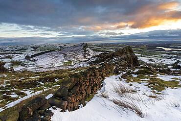 Winter view of Hen Cloud with snow, The Roaches, Peak District, Staffordshire, England, United Kingdom, Europe