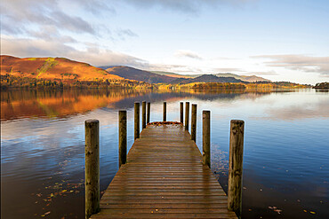 Ashness Pier Jetty with autumnal colours, Derwentwater, Keswick, Lake District National Park, UNESCO World Heritage Site, Cumbria, England, United Kingdom, Europe