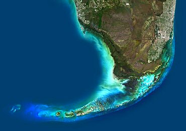 Color satellite image of Southern Florida, United States. It shows Miami at east, Everglades National Park at center, and the Florida Keys at south. Image collected on January 06, 2017 by Sentinel-2 satellites.