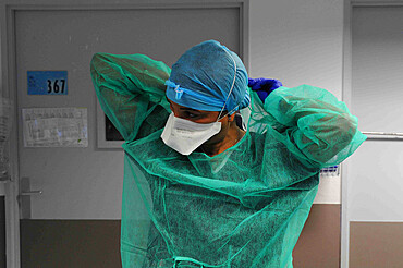 Medical intensive care unit at Jacques Cartier Hospital in Massy