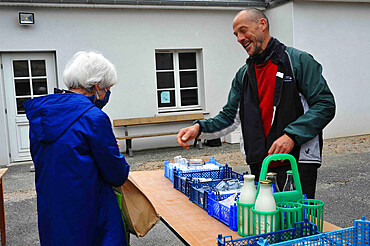 Former high-level sportsman Xavier Philippe has converted to goat farming and the manufacture and sale of fresh cheese, tomme cheese, cottage cheese, cheese, yogurt, organic milk