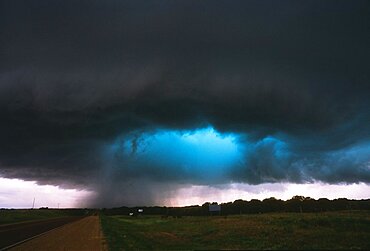 Tornadic Supercell Thunderstorm