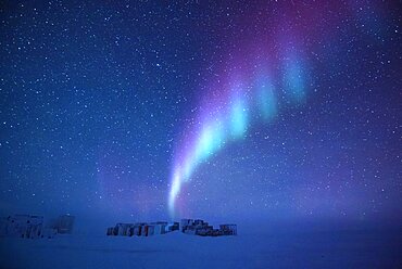 Aurora Australis over Concordia base, Antarctica