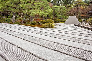 Zen garden symbolizing Mount Fuji and the sea, in Ginkaku ji temple, Kyoto, Kansai, Japan