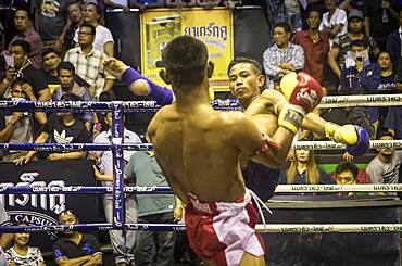 Muay Thai boxers fighting, Bangkok, Thailand