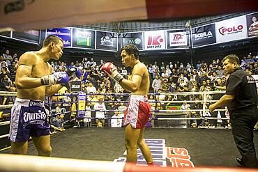 Muay Thai boxers fighting, Bangkok, Thailand