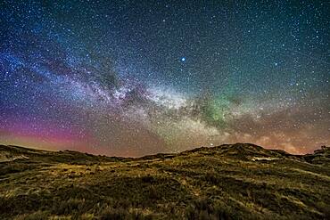 The summer Milky Way and Summer Triangle stars rising in the east at Dinosaur Provincial Park, Alberta on May 14, 2018.