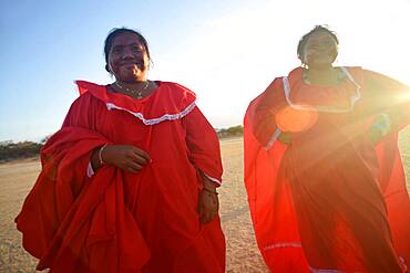 Yonna dance, also called Chichamaya, carries a considerable symbolic charge for the Wayuu indigenous people of Colombia, representing three basic principles for this tribal group: Social equality, collective solidarity and the improvement of relations between the human being and the Cosmos.