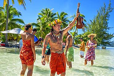 Island of Taha'a, French Polynesia. Polynesian music and dances at the Motu Mahana, Taha'a, Society Islands, French Polynesia, South Pacific.