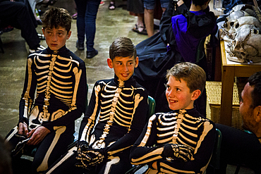 Verges, a small town in the Northeast of Catalonia (Spain), during Easter celebrates the Procession of Verges with skeletons dancing on the sound of a drum, Roman soldiers, known as the 'Manages', and a representation of the life and crucifixion of Jesus Christ. The Procession features the Dance of Death, a tradition from the Middle Age associated with epidemics and plagues and the only one remaining in Spain Ten skeletons dance to the beat of a drum to remember that no one is exempt of death. The backdrop of the medieval walls and towers of Verges is key to this macabre staging.