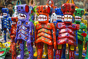 Nim Po't, souvenir shop in Antigua, Guatemala. Typical painted dolls. Nimpot is a handicraft shop located in the heart of Antigua Guatemala, at our shop you will find the best hadicrafts of the country, we also sale high quality textiles and you can find a huge variety from every single area of Guatemala. Guipiles (blouse), cortes (skirt), masks, belts (fajas) and much more.