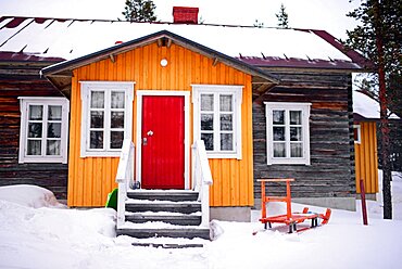 Traditional Finnish cottage at Kakslauttanen Arctic Resort