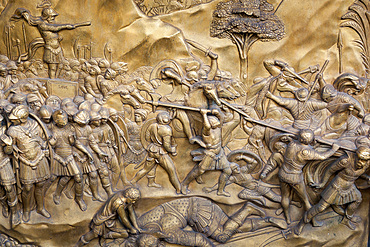 Florence Baptistery, David and Goliath bronze panel, East doors, Gates of Paradise, by Lorenzo Ghiberti, Florence, Italy