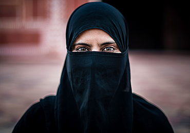 A woman visiting the mosque in the Taj Mahal