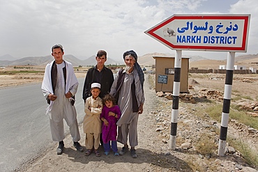 Afghan family has fled Narkh district to maidan (capital of Wardak province) due to fighting between taliban and Hesb-i-islami.