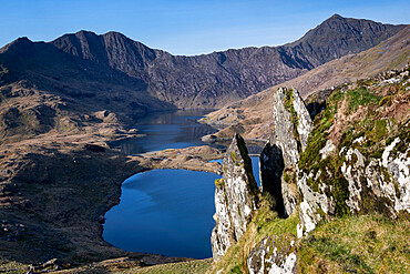 Cwm Dyli, Llyn Llydaw, Mount Snowdon and the Snowdon Horseshoe from The Horns, Snowdonia National Park, North Wales, United Kingdom, Europe