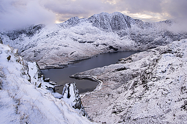 Llyn Llydaw, Cwm Dyli and Y Lliwedd in winter, Snowdon Horseshoe, Eryri, Snowdonia National Park, North Wales, United Kingdom, Europe