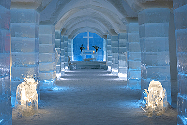 The Chapel inside Sorrisniva Igloo Hotel (Ice Hotel), Alta, Arctic Circle, Norway, Scandinavia, Europe