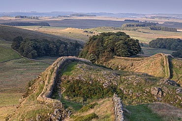 UNESCO World Heritage Site Hadrians Wall looking east from Hotbank Crags over Cuddys Crags towards Housestead Crags, Hadrians Wall, Northumberland National Park, Northumberland, England, UK