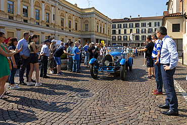 1000 Miglia, parade of historic cars between two wings of the crowd, Novara, Piedmont, Italy, Europe