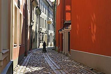 Troksnu narrow street near the Parliament, Riga, Latvia, Baltic region, Europe