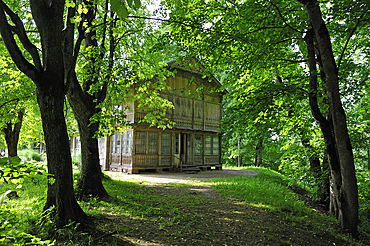 Wooden house in the village of Krimulda, around Sigulda, Gauja National Park, Vidzeme Region, Latvia, Baltic region, Europe