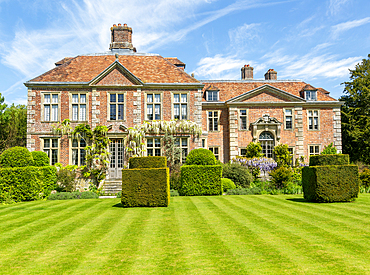 Heale House and gardens, Middle Woodford, Salisbury, Wiltshire, England, UK