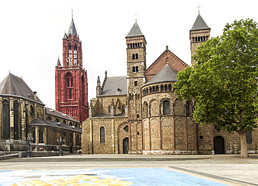 Sint Janskerk and Sint Servaasbasiliek, Vrijthof square, Maastricht, Limburg province, Netherlands