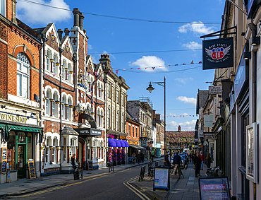 Historic buildings the Kings Arms Hotel and shops in Wood Street, Old Town, Swindon, Wiltshire, England, UK