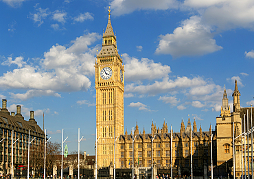 Big Ben, Houses of Parliament, Westminster, London, England, UK from Parliament Square Garden