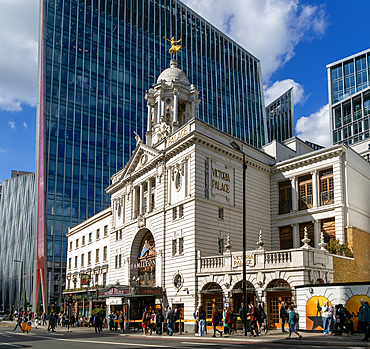 'Hamilton' Victoria Palace theatre dwarfed by modern buildings, Westminster, London, England UK architect Frank Matcham 1911