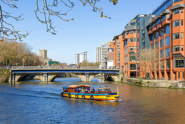 Waterbus ferry boat, Bristol Bridge, River Avon, Floating Harbour, Welsh Back, city centre of Bristol, England, UK