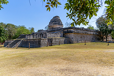 Observatory building (El Caracol), Mayan ruins, Chichen Itza, UNESCO World Heritage Site, Yucatan, Mexico, North America