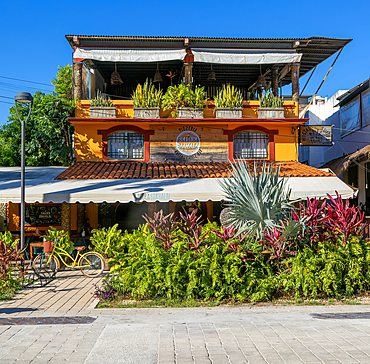 Savora Bakhala pizzeria restaurant, Bacalar, Quintana Roo, Yucatan Peninsula, Mexico, North America