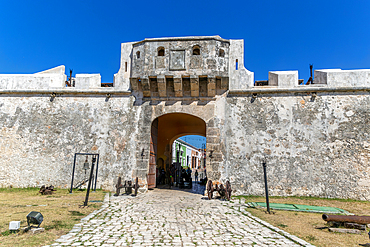 Puerta de Tierra gateway entrance, Fortifications Spanish military architecture of city walls, Campeche City, UNESCO World Heritage Site, Campeche State, Mexico, North America