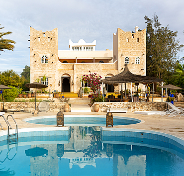 Out of Medina riad (hotel) swimming pool and building, Bouzama, Essaouira, Morocco, North Africa, Africa