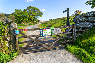 West Dart valley gate at start of walk, Two Bridges, Dartmoor, Devon, England, United Kingdom, Europe