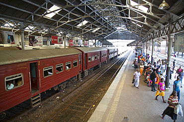 Fort railway station, Colombo, Sri Lanka, Asia