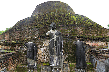 Pabula Vihara temple, ancient city of Polonnaruwa, UNESCO World Heritage Site, Sri Lanka, Asia