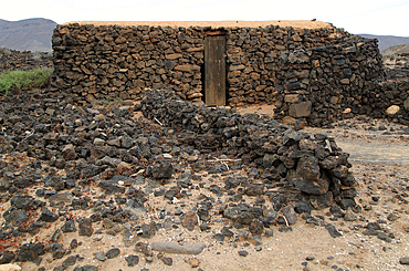 Ruins of pre-Spanish Mahos village, Poblado de la Atalayita, Pozo Negro, Fuerteventura, Canary Islands, Spain, Atlantic, Europe