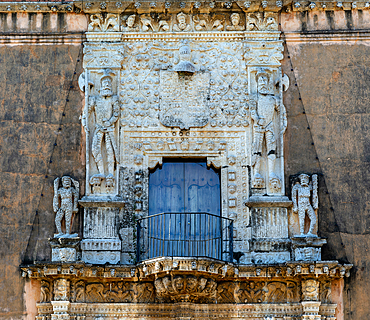 Facade depicting conquering Spanish conquistadors, Casa de Montejo, Merida, Yucatan State, Mexico, North America