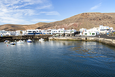 Harbour and white houses in the fishing village of Orzola, Lanzarote, Canary Islands, Spain, Atlantic, Europe