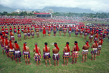 Crowds of people from the Hwalien tribes in traditional dress during the harvest festival, August-September in Taiwan, Asia