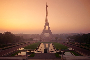 The Eiffel Tower at dawn, Paris, France, Europe