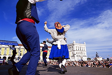 Dancing during cultural street show, Festa de Santo Antonio (Lisbon Festival), Lisbon, Portugal, Europe