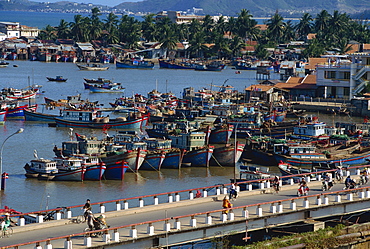 Fishing Fleet and Xam Bang Bridge, Nha Trang, Vietnam, Indochina, Southeast Asia, Asia