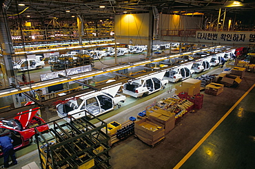 Car assembly line, Daewoo, South Korea, Asia