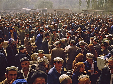 Kashgar Sunday Market, Xinjiang Rovince, China, Asia