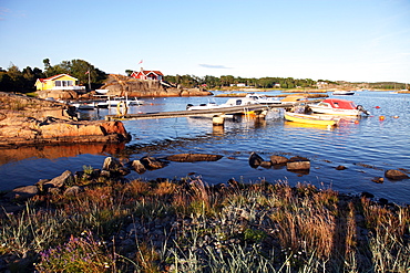 Summer cabins and boats near Larvik, Vestfold, South Norway, Norway, Scandinavia, Europe